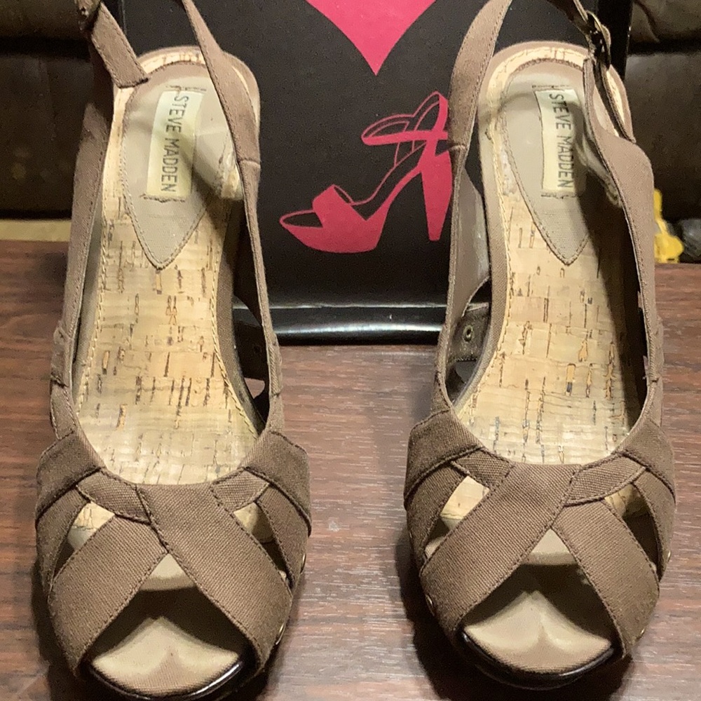 Steve Madden Crazzy Brown wedges